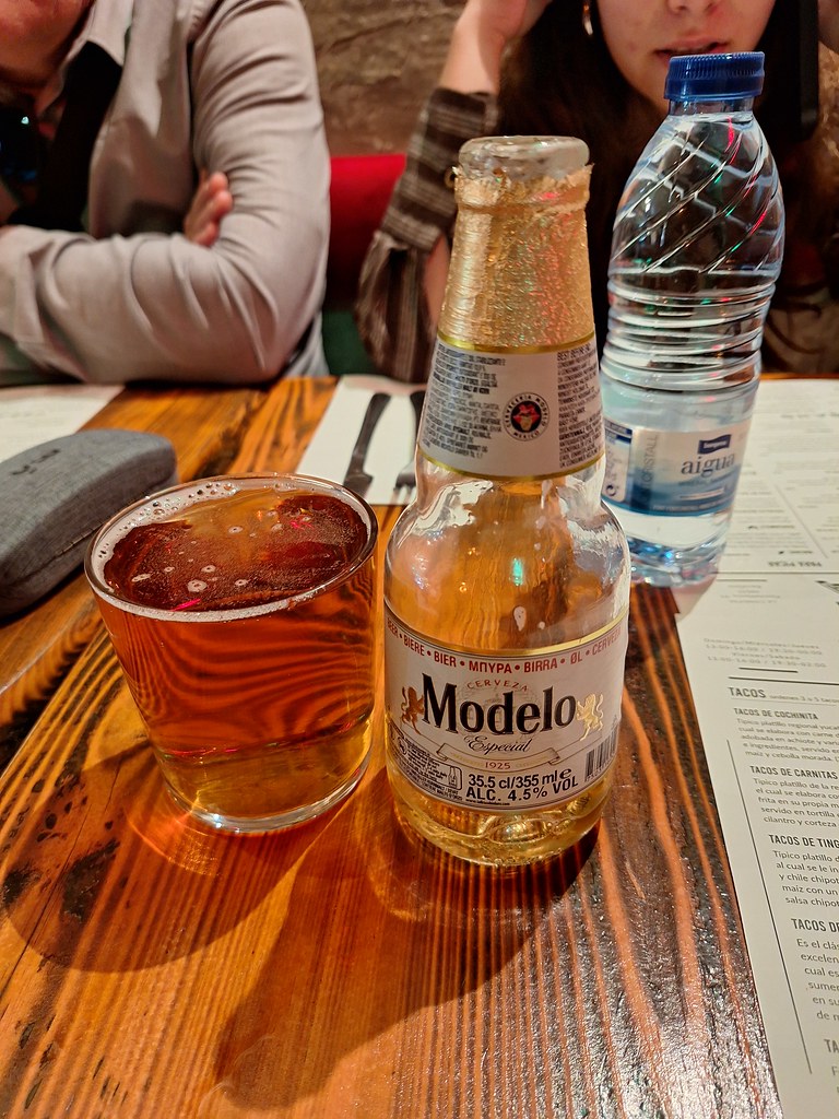 Modelo Especial